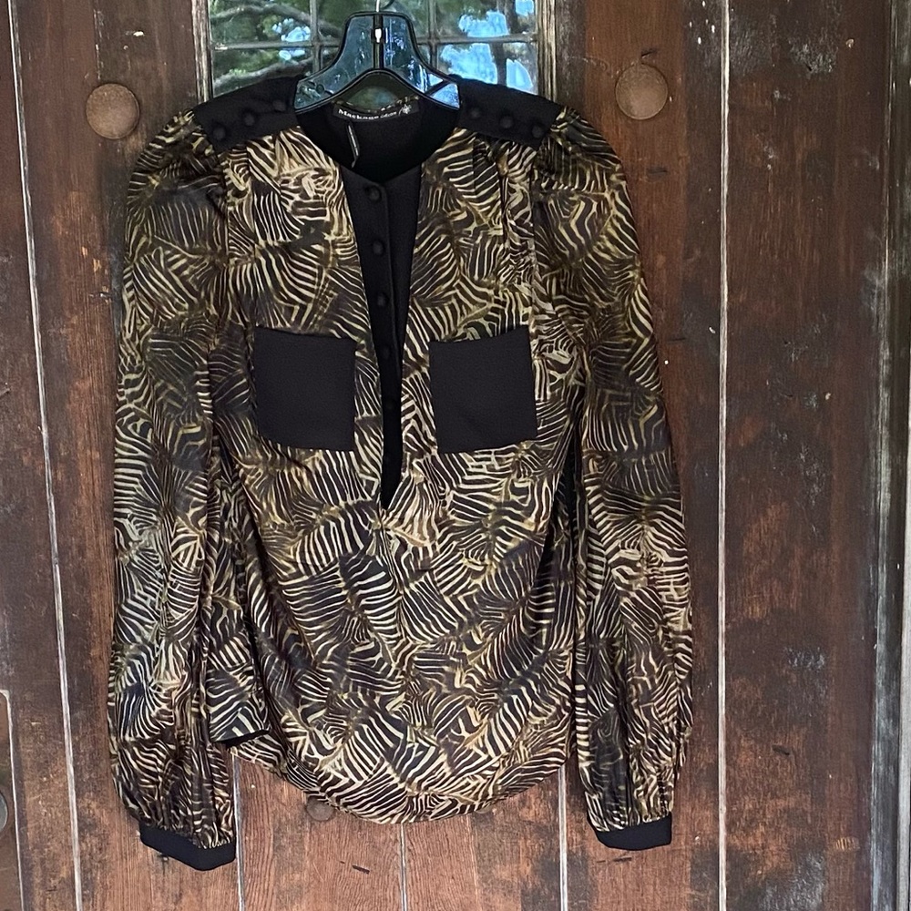 Mackage Collection | Silk Blouse Puff Sleeve Animal print